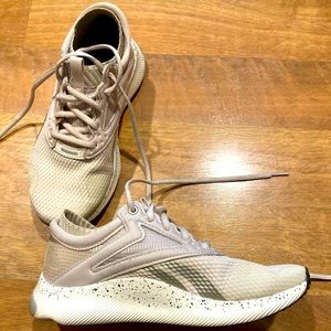 EUC Reebok womens HIIT cross trainers